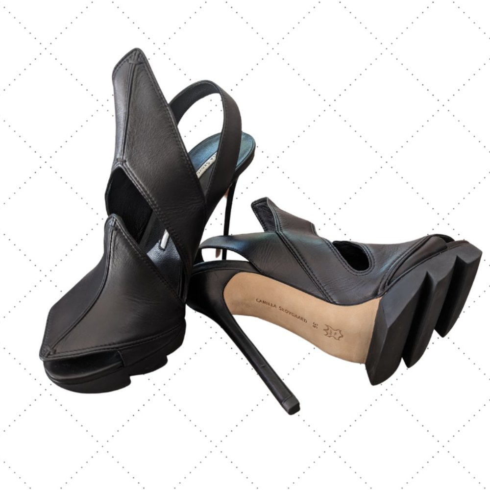 Black High Heel Platform Slingback Sandals - Picture 1 of 3